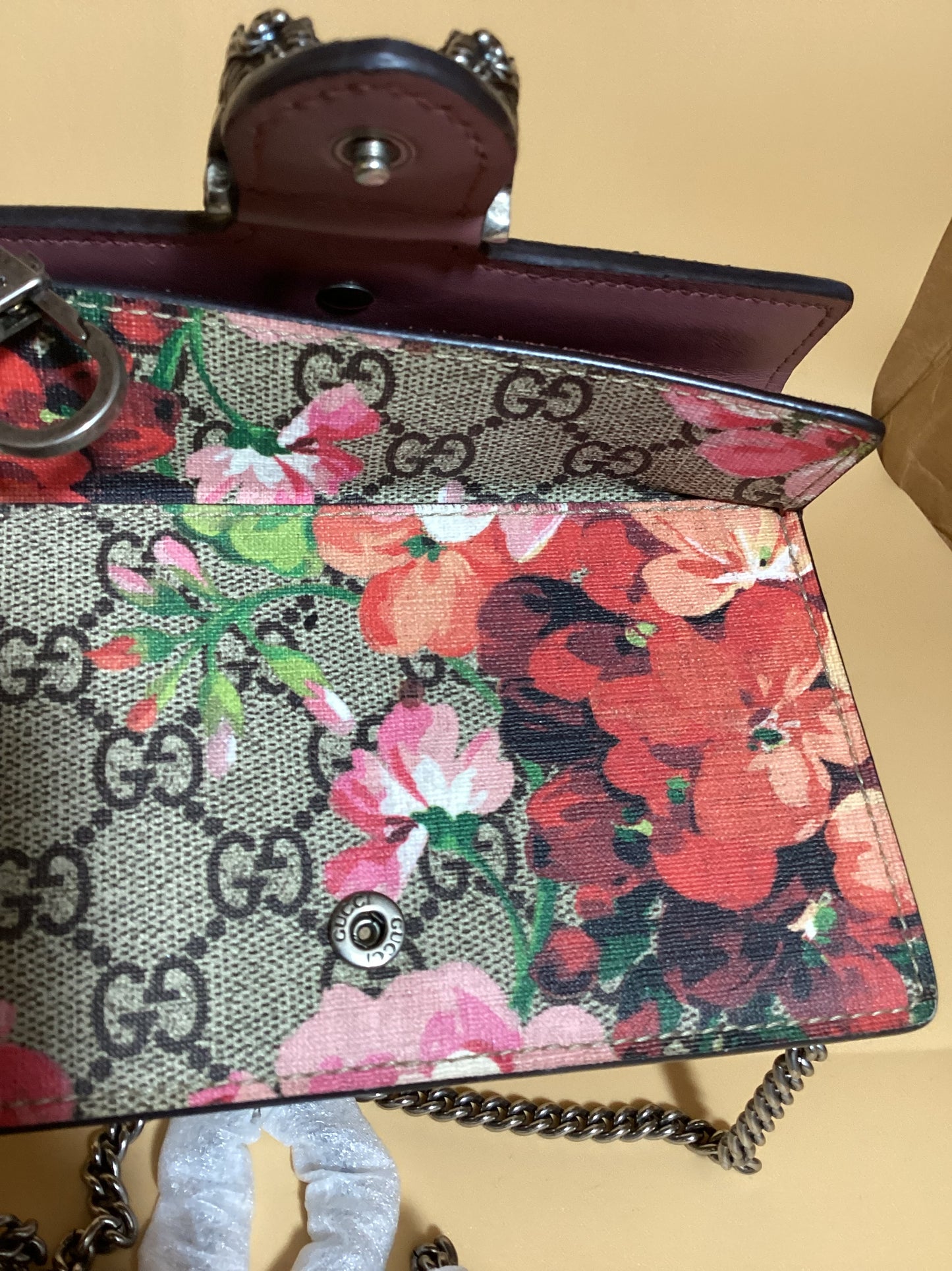 GG BLOOM #224 PRELOVED