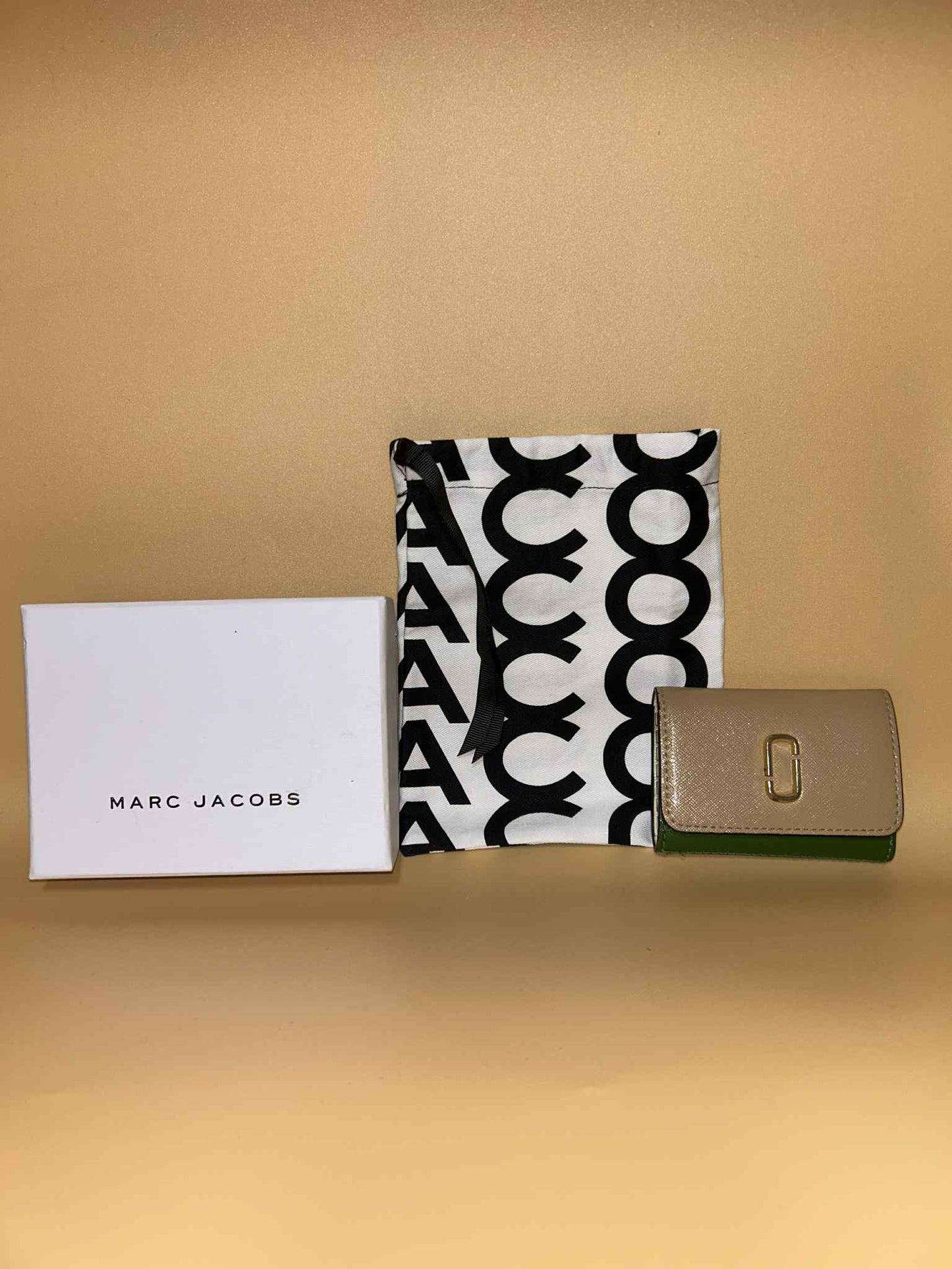 Marc Jacobs #302 preloved