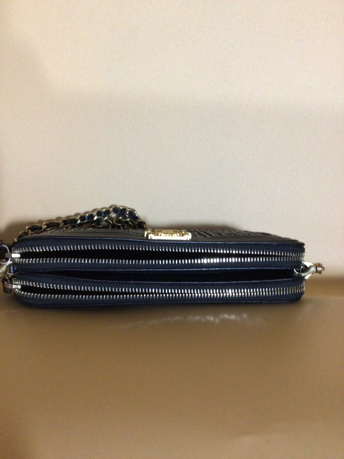 Chanel woc Boy black #404