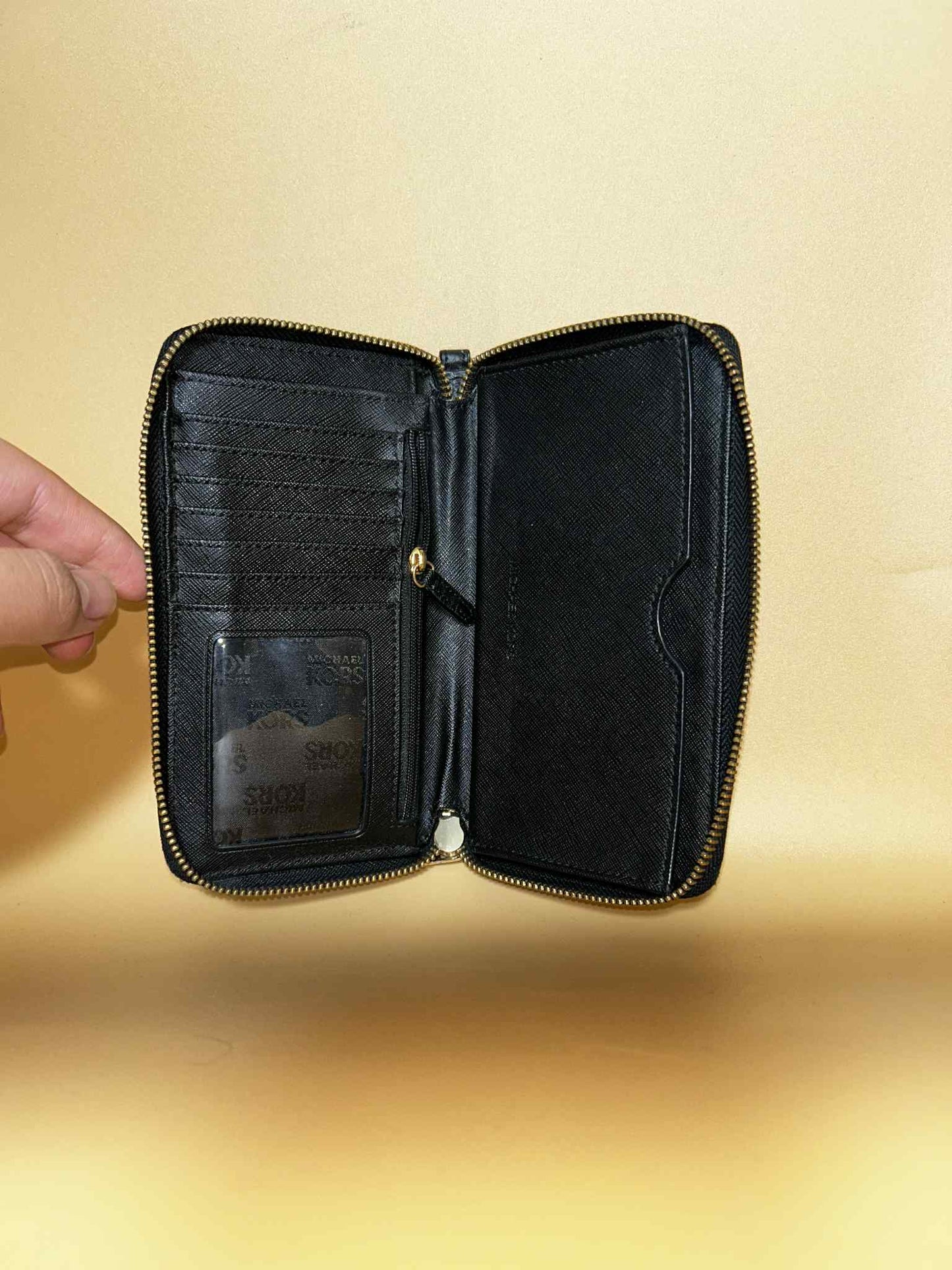 Michael Kors #159 preloved