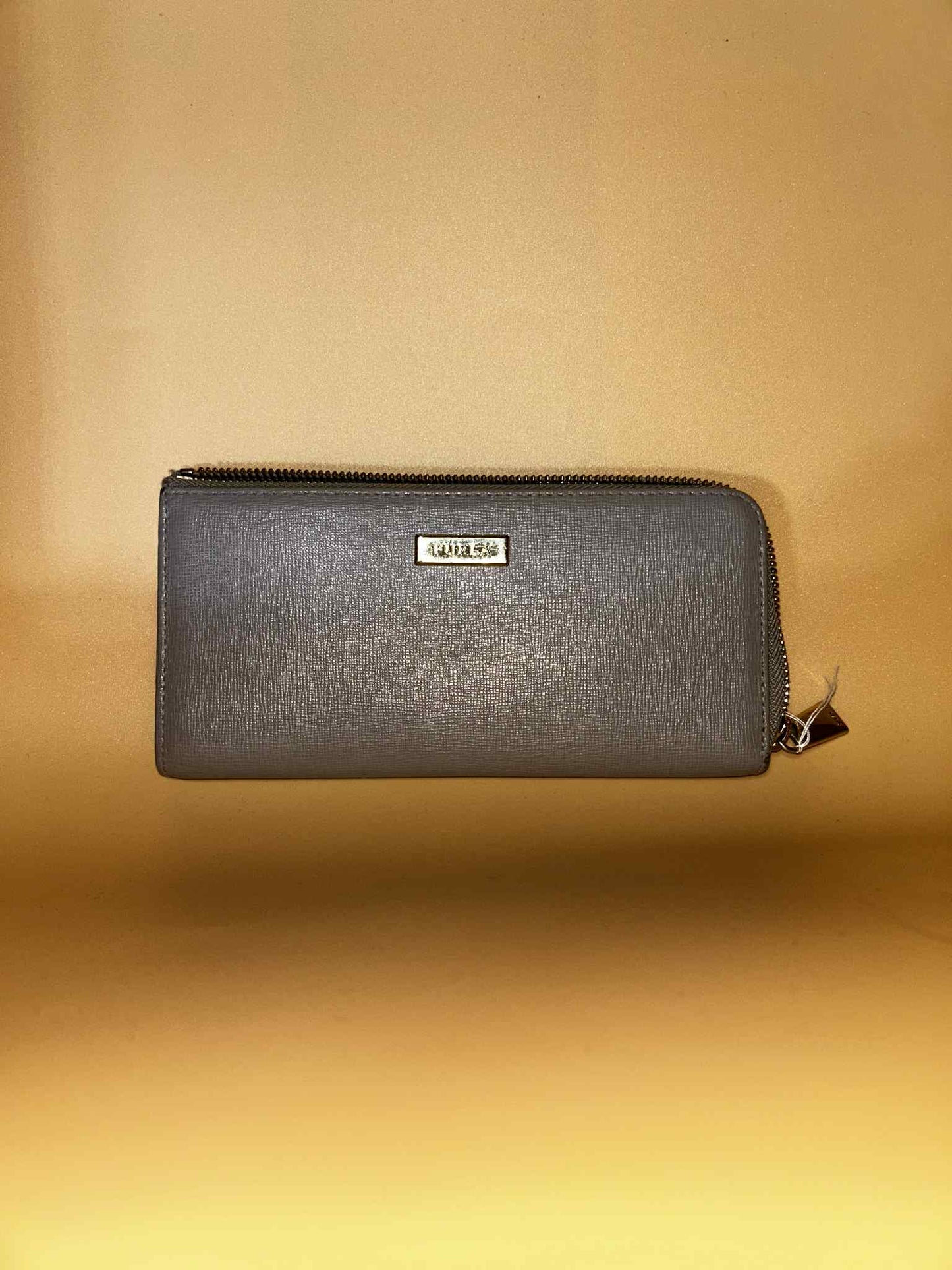 Furla #141 preloved