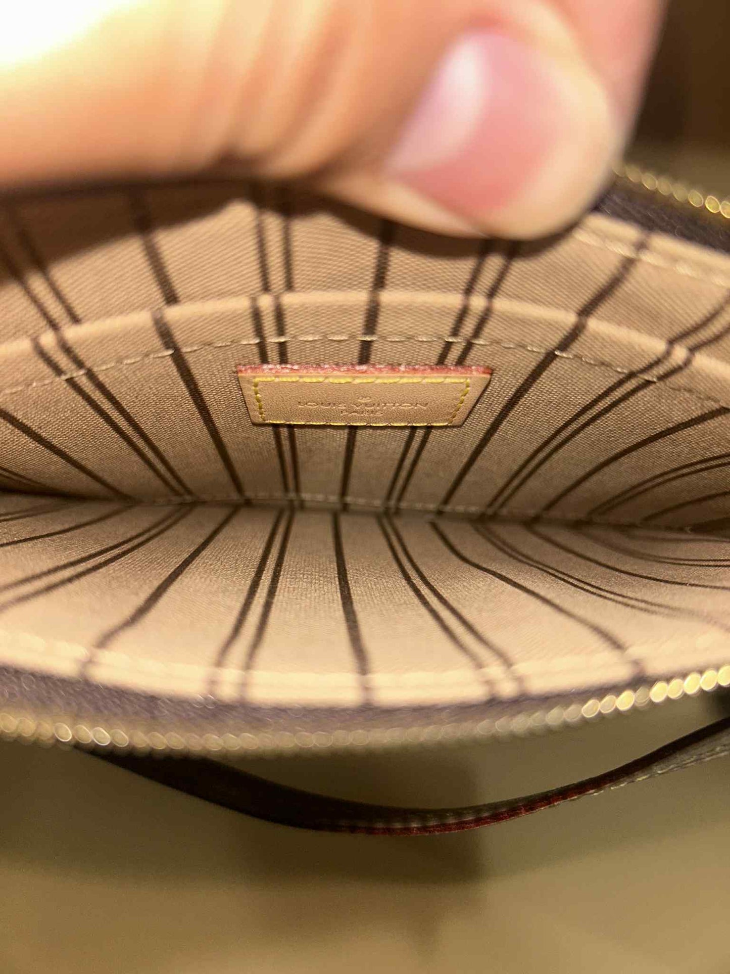 Louis Vuitton #350 preloved