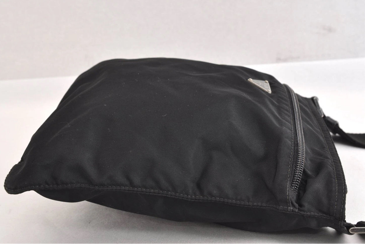 PRADA NYLON CROSS BODY NEGRO USADO #83