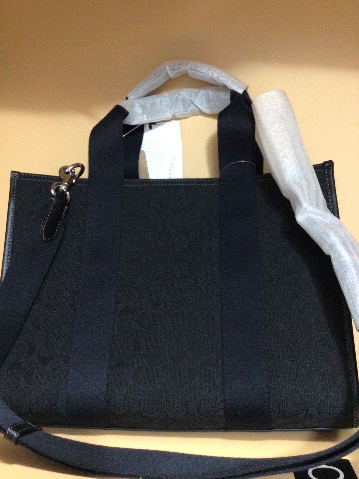 Coach tote black#436