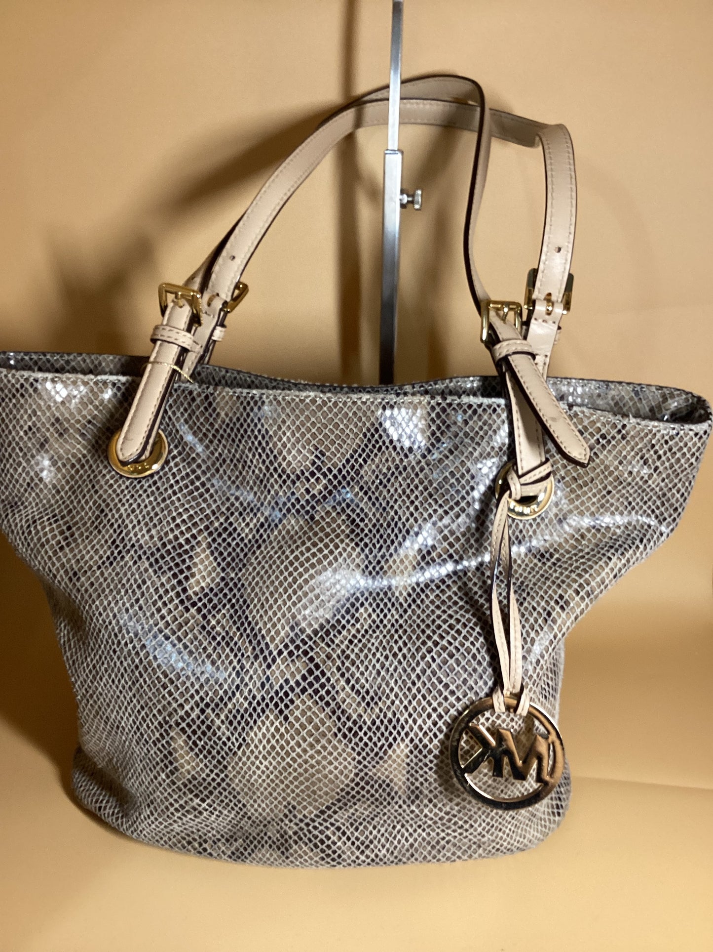 MICHAEL KORS PRELOVED #105