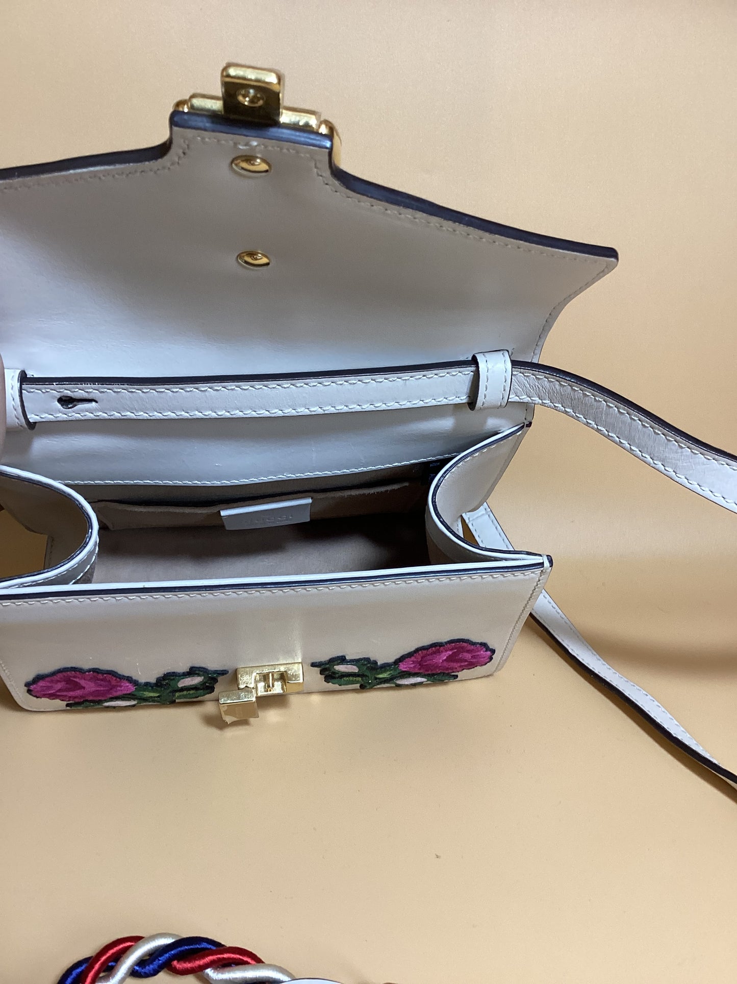 GUCCI #238 PRELOVED