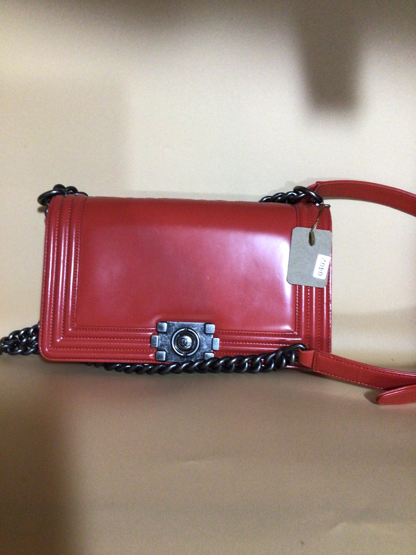 Chanel boy flap red #402