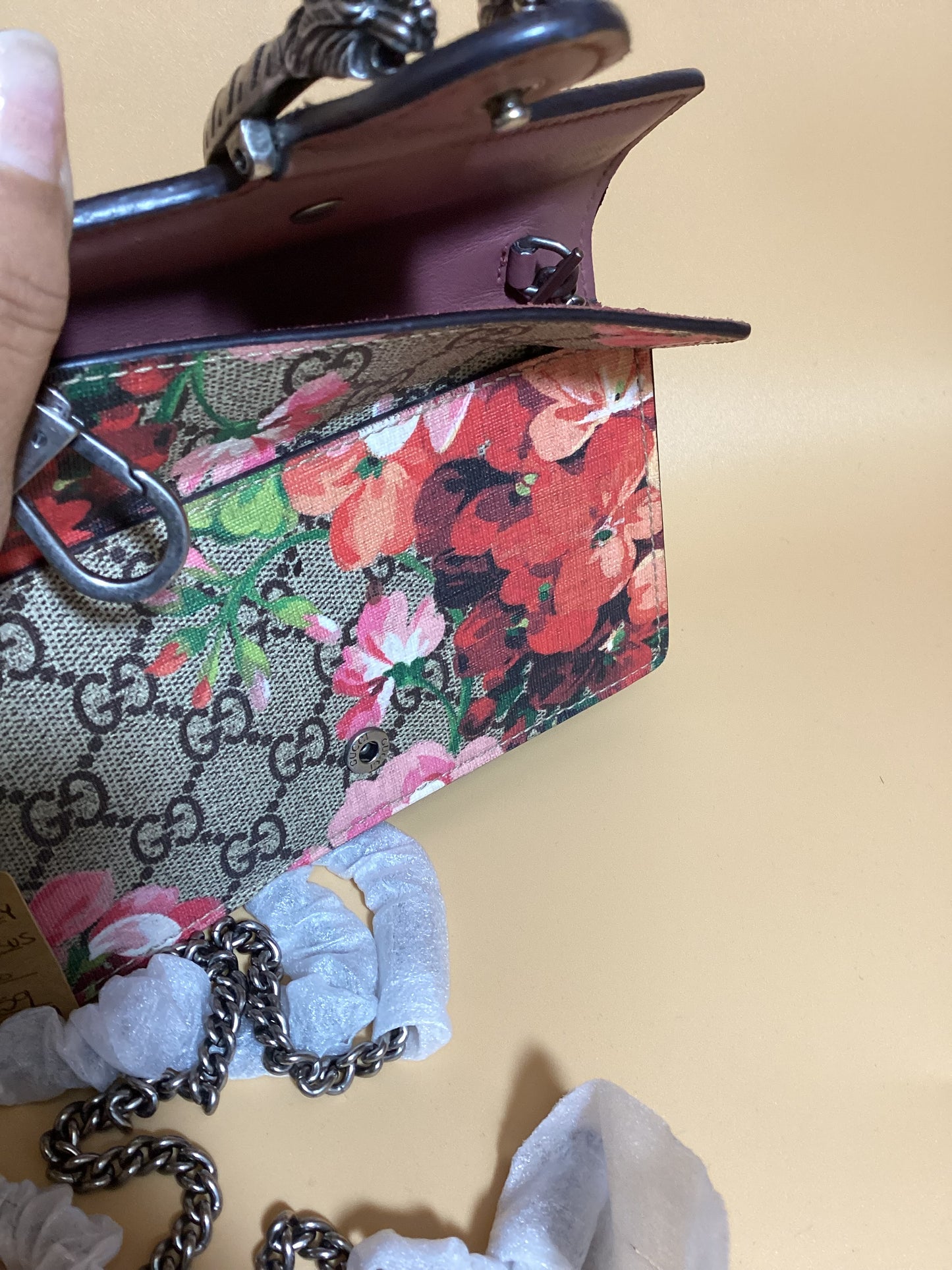 GG BLOOM #224 PRELOVED