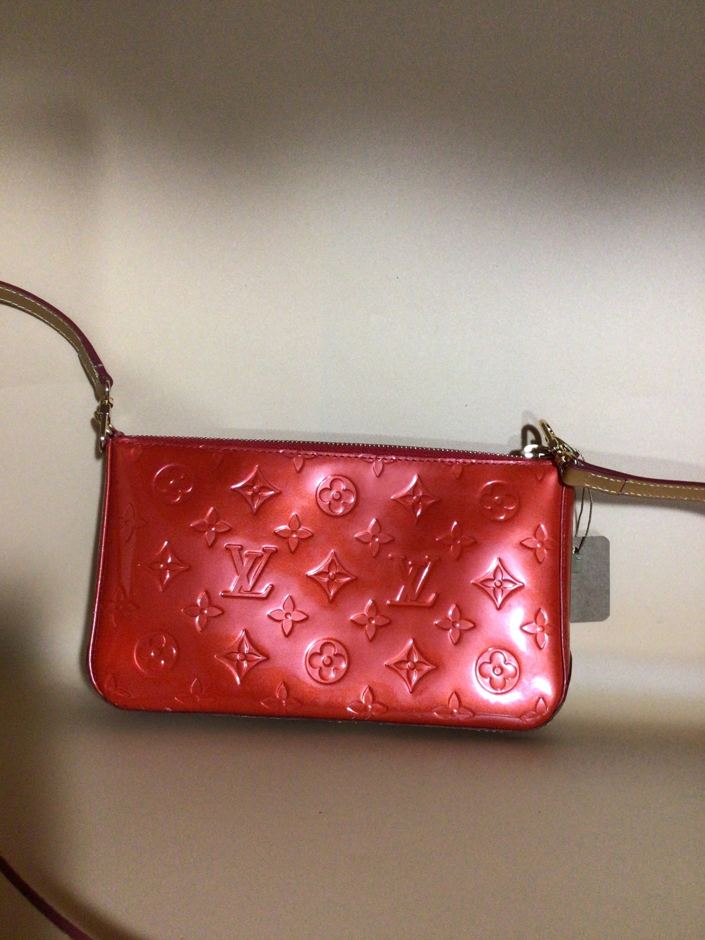 LV red vernis #414