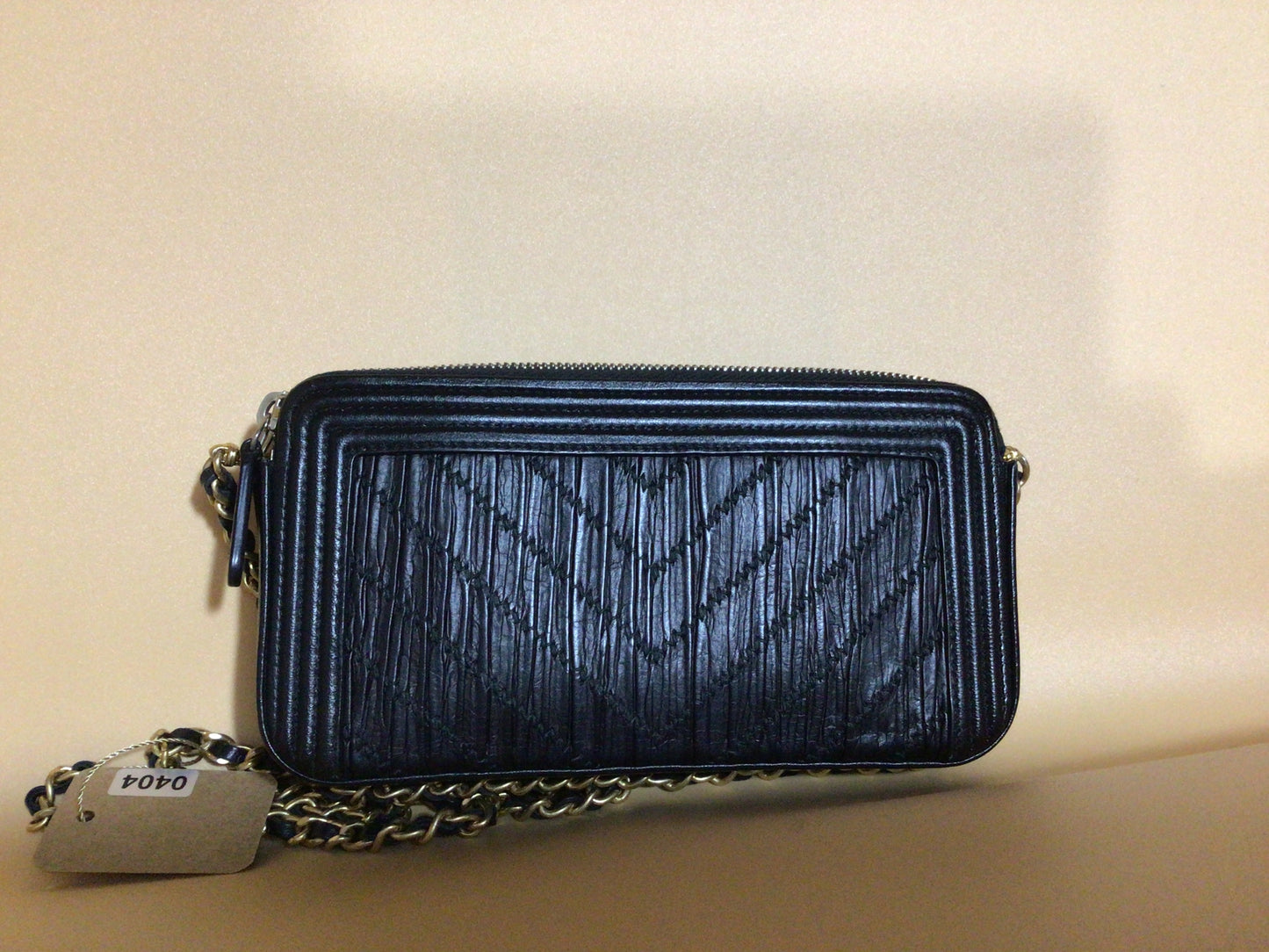 Chanel woc Boy black #404