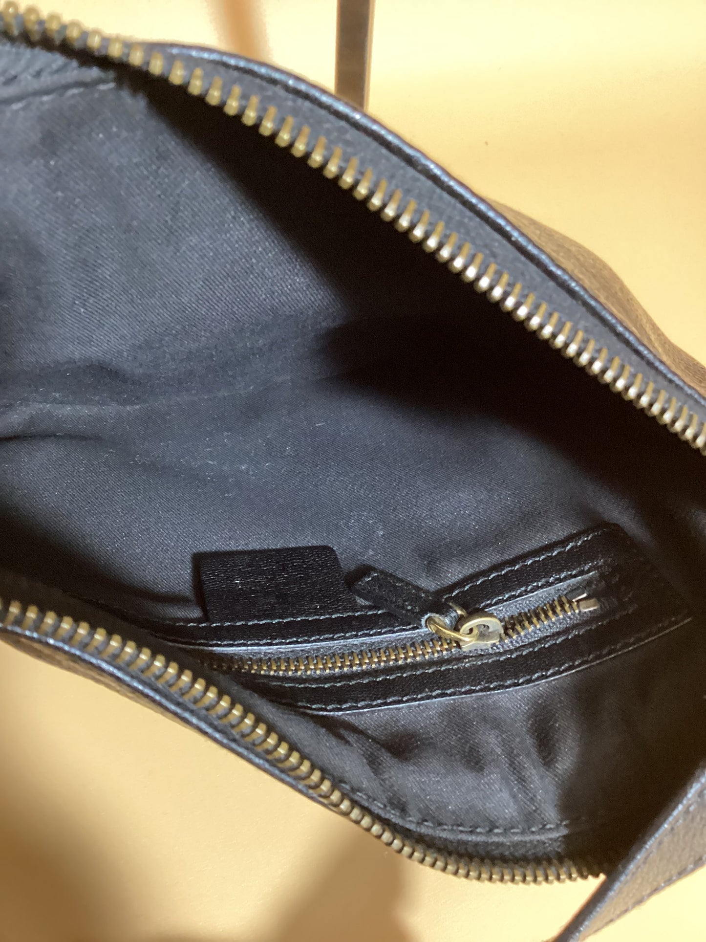 GG BLACK #232 PRELOVED