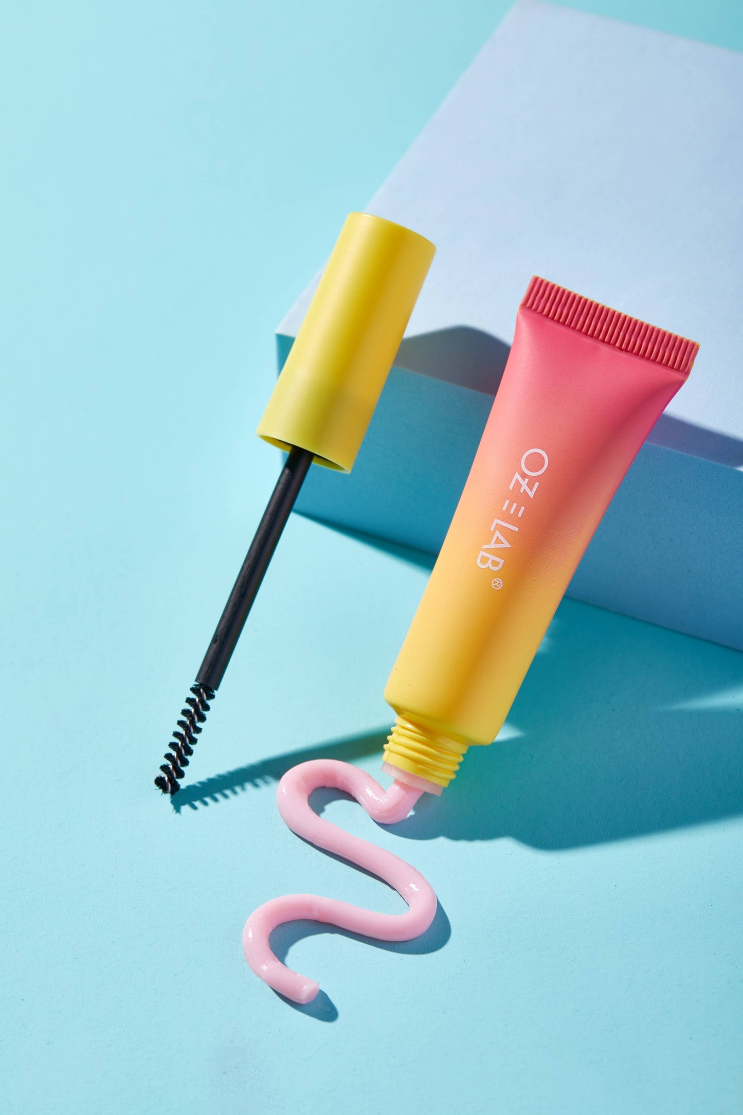 Stay Put - Lamination Effect Brow Sculpting Glue