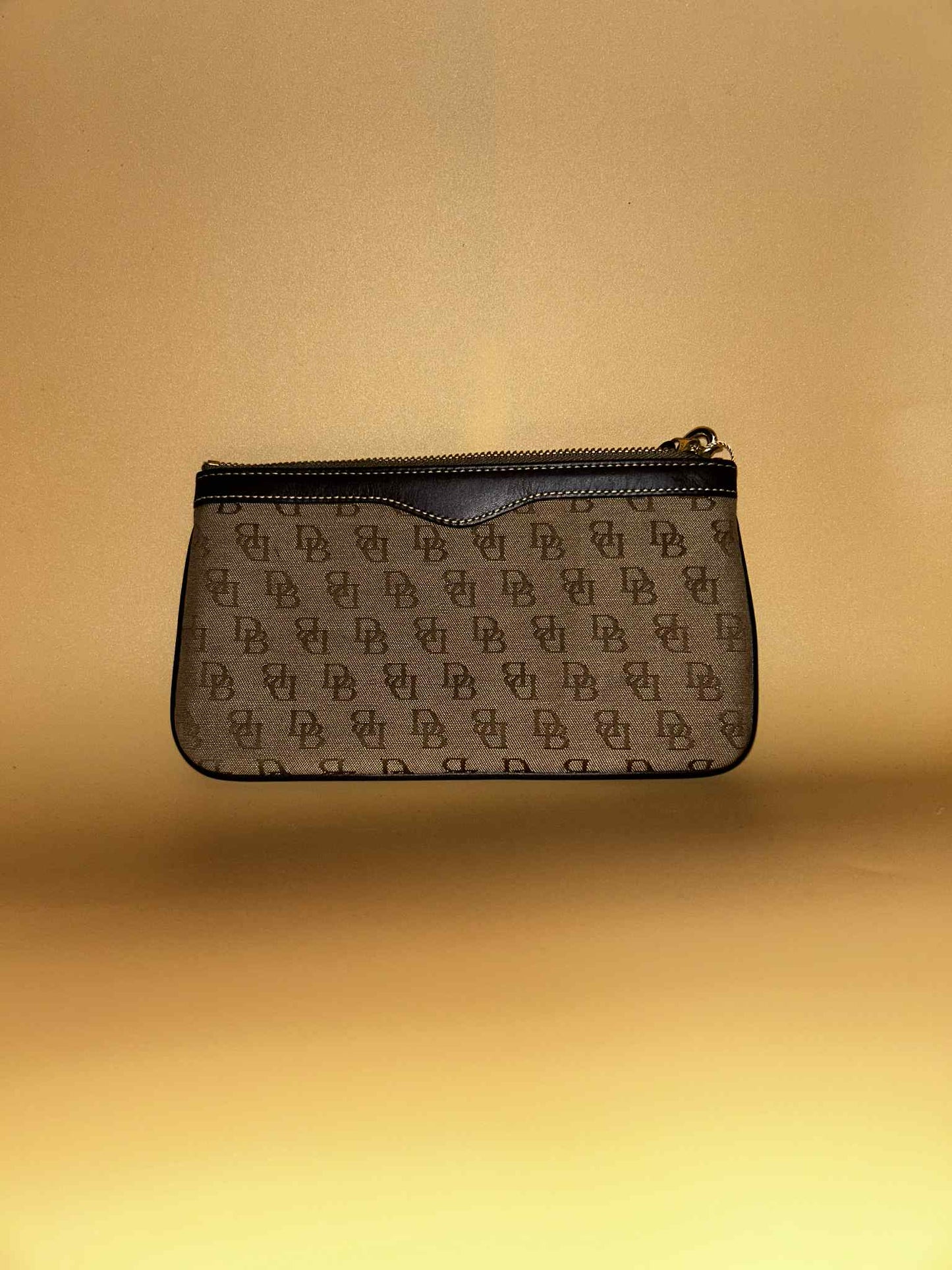 Dooney & Bourke #166 preloved