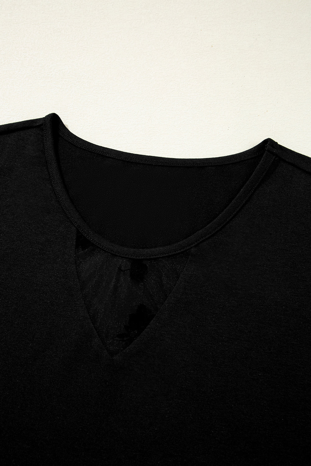 Black Floral Mesh Patchwork Loose V Neck Plus Size T Shirt #260