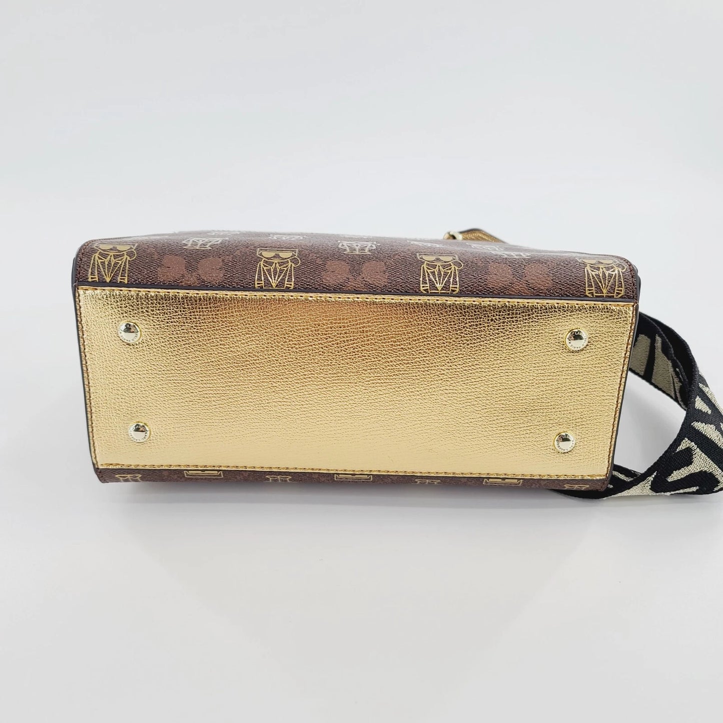 Karl Lagerfeld #327 New