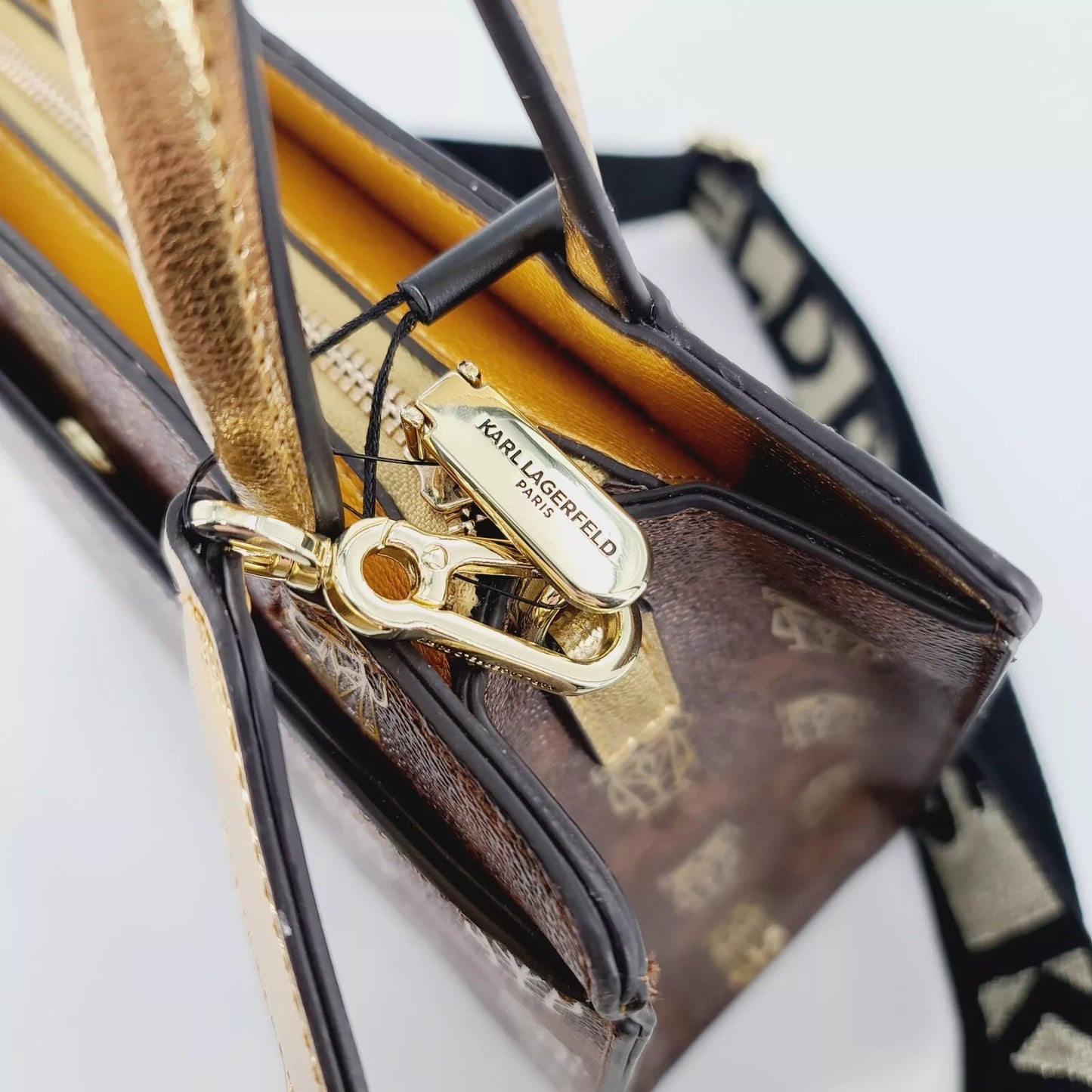 Karl Lagerfeld #327 New