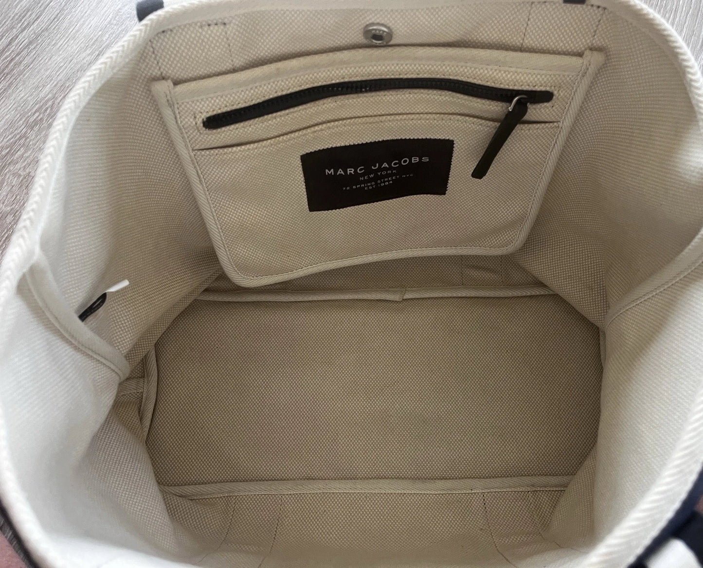 Marc Jacobs #119 preloved