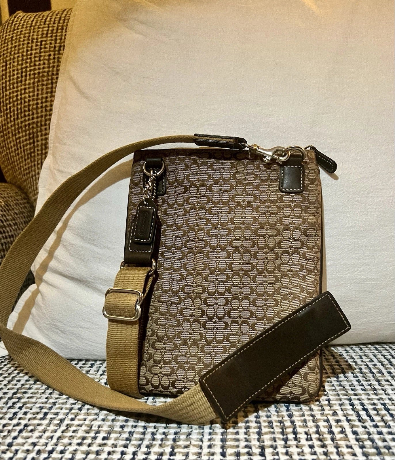 Coach #135 preloved