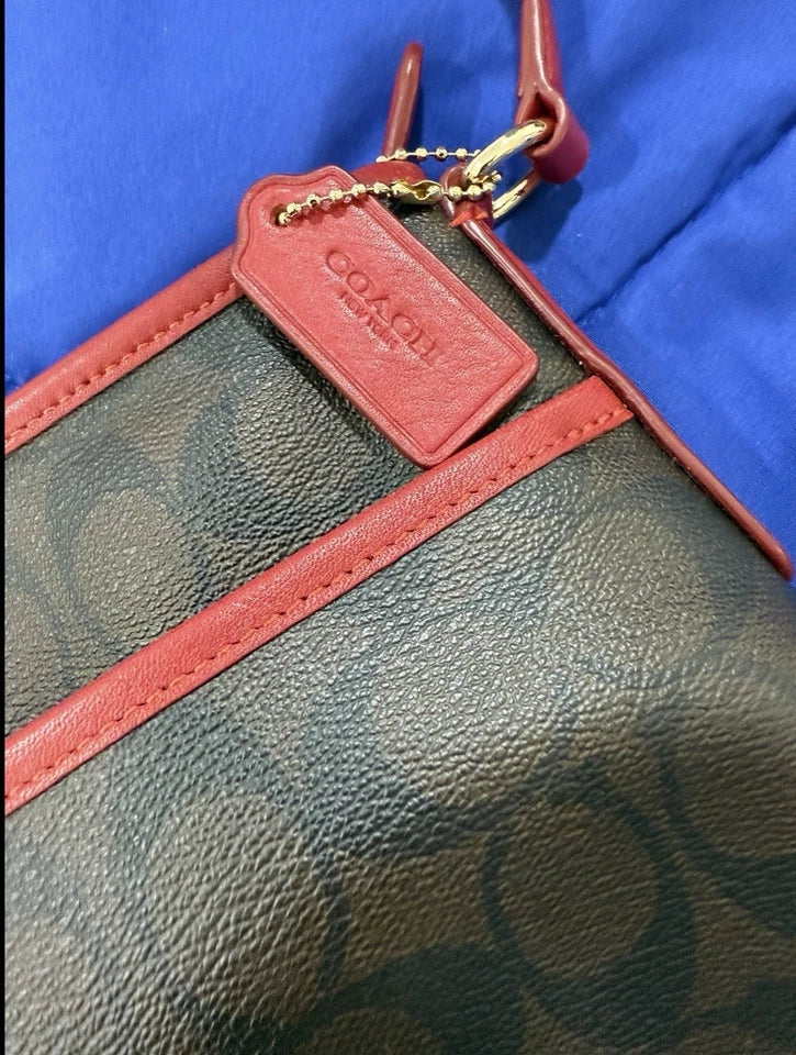Coach #214 preloved